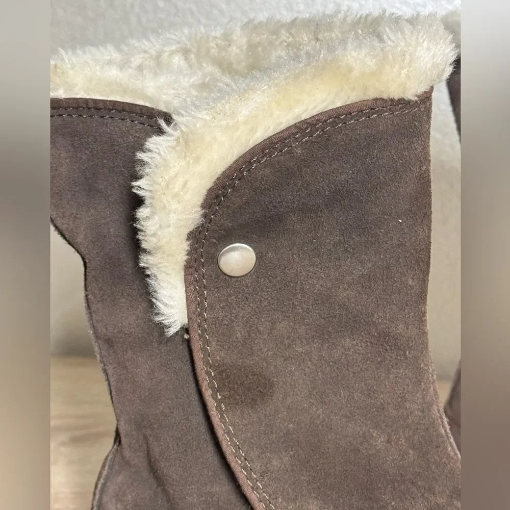 Converse Chuck Taylor All Star Women 7.5 Brown Suede Beverly Boots